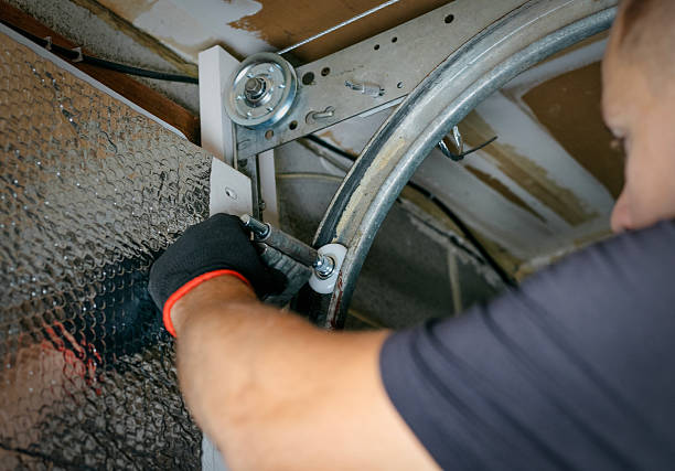 Affordable Garage Door Cable Repair solutions in Island Walk, FL